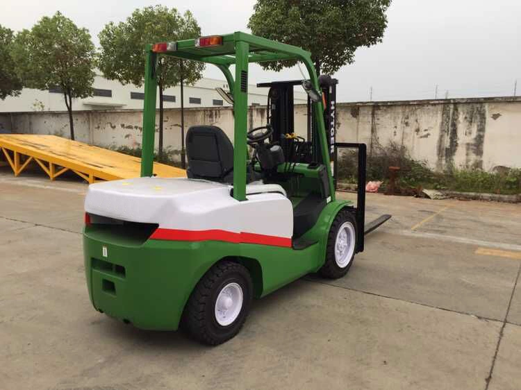 2ton High quality/High cost performance  Forklift Solid Tyres Diesel Forklift (FD20C)