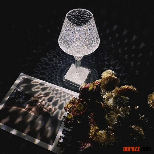 Factory Wholesale/Supplier LED Battery Crystal Diamond Desk Table Lamp USB Rechargeable Acrylic Nightstand Hotel Restaurant Bar Lamp