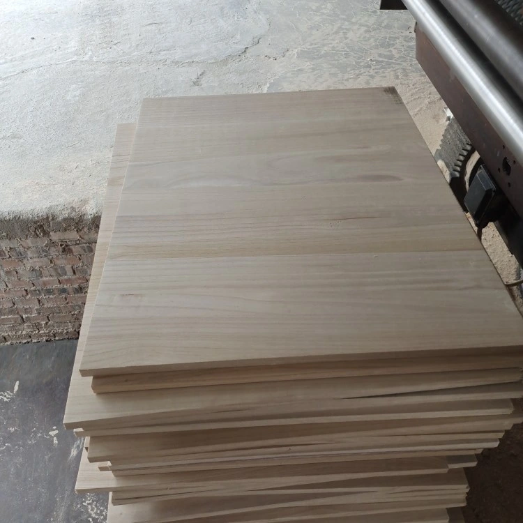Fabricants fourniture Tung Straight Plywood Paulownia Contreplaqué contreplaqué panneau de contreplaqué fenêtre Carte Taekwondo carte double face sans joints
