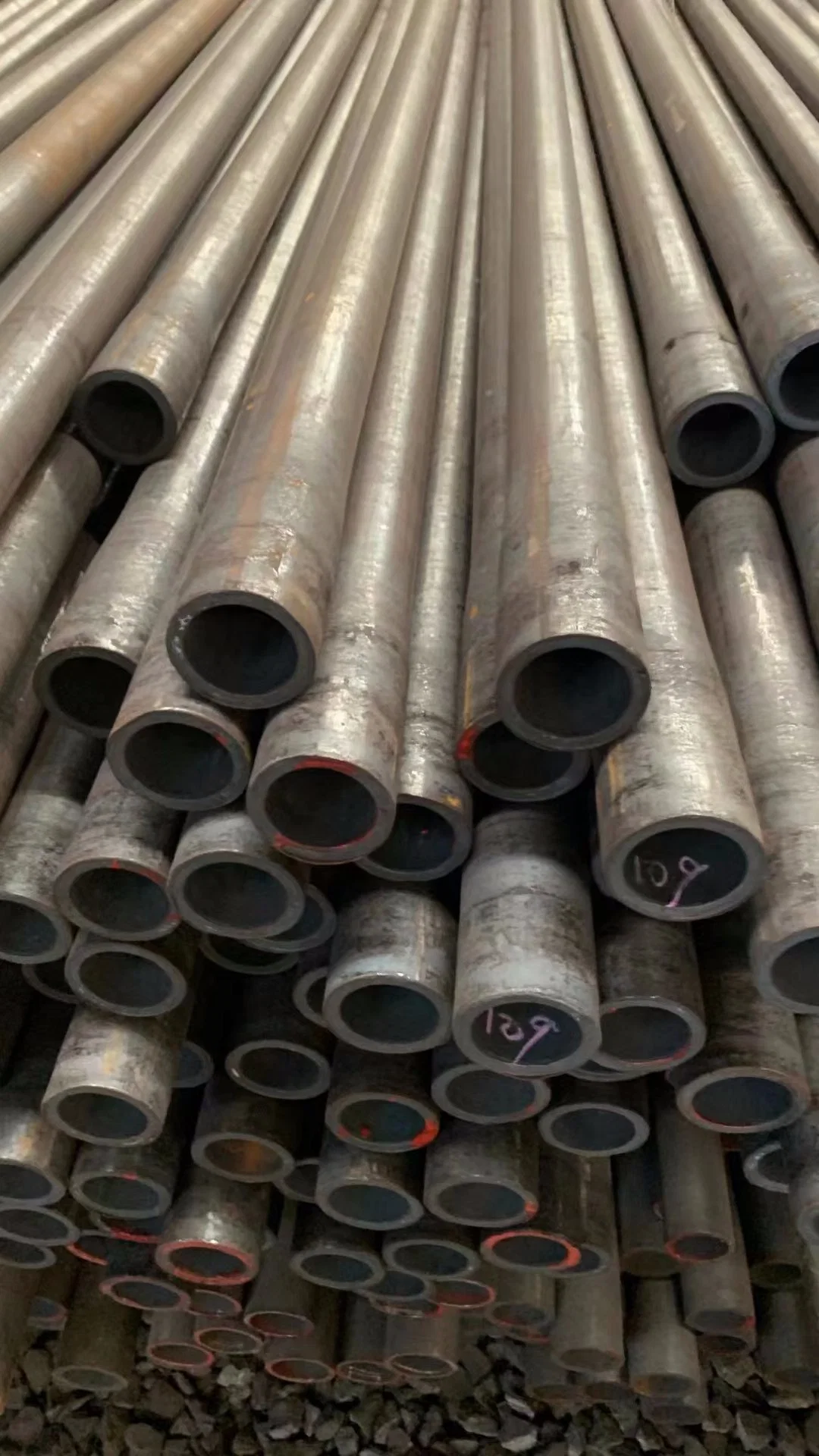 ASTM A333 Grade 6 A334-1.6 ASTM A334-7.9 Low Temperature Mild Seamless Steel Pipe for Construction