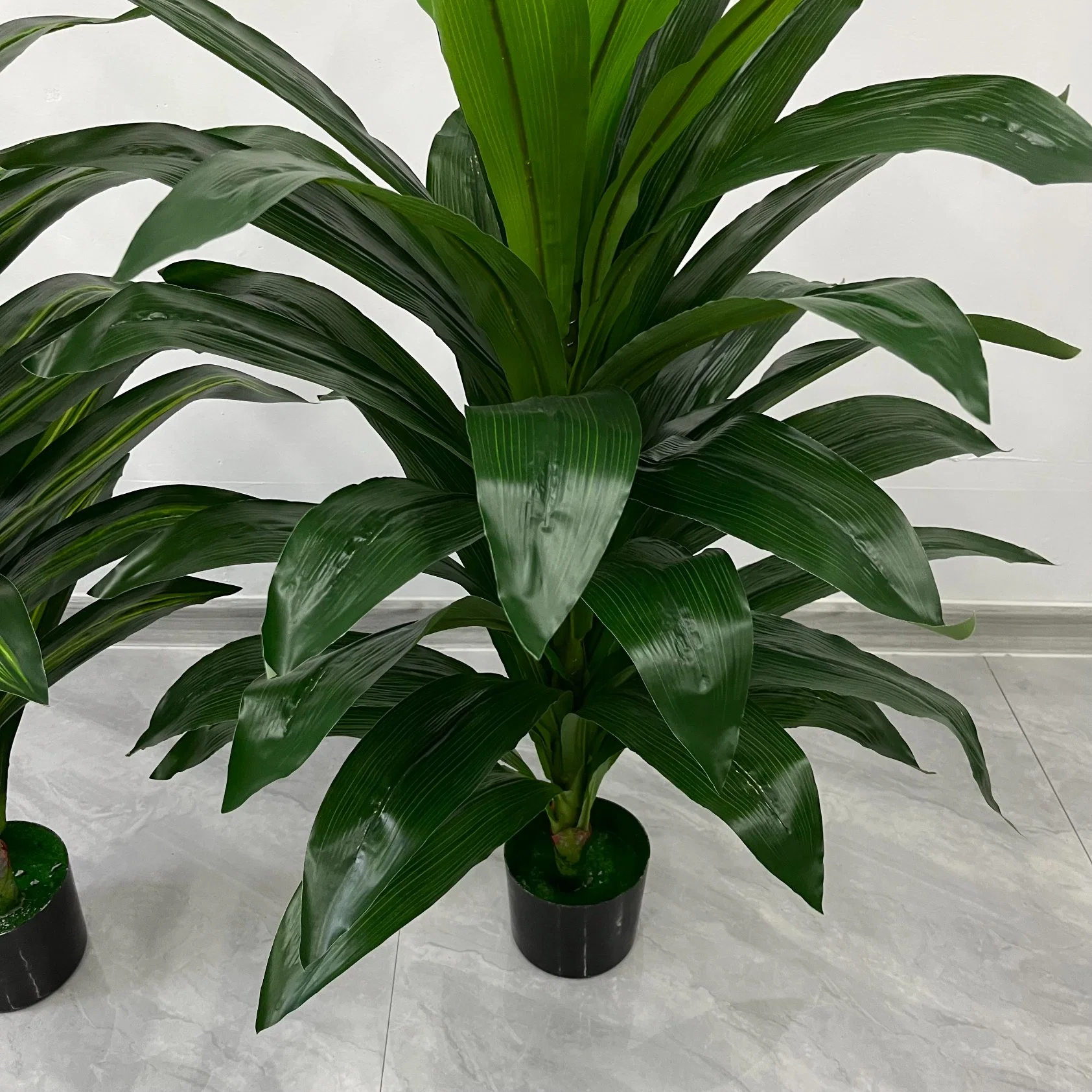 Customizable Artificial Simulation Decorative Plant Tree Green Single-Pole 45-Leaf Brazilian Wood