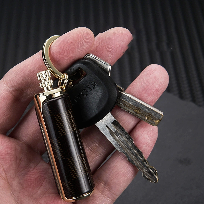 Comparaison honnête de kérosène Briquet Trousseau portable plus léger de cigarettes Briquet Cadeaux