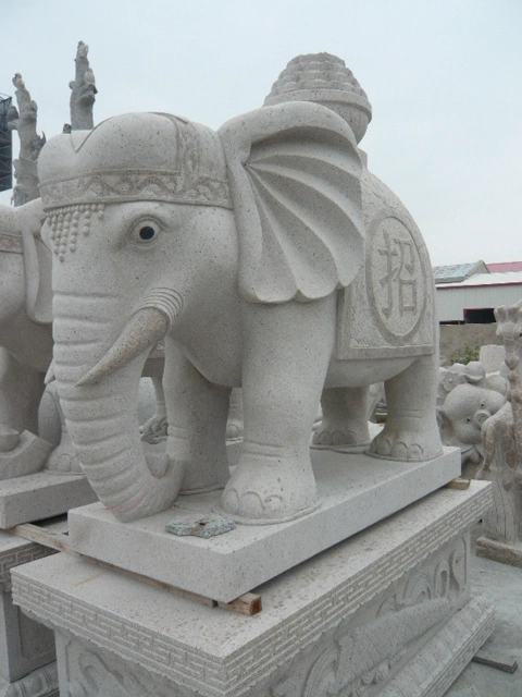 La piedra de granito ornamental de jardín de esculturas de elefante tallado a mano para decoración de exteriores
