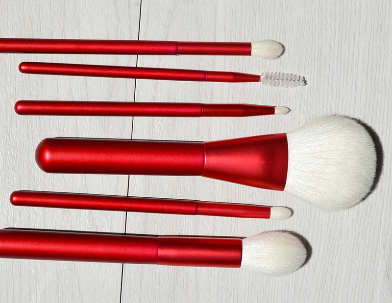 China Supplier Cosmetics Beauty Tool Goat Hair 6PCS Red Wood Handle Professional Makeup Brush Set with Cloth Brush Pouch