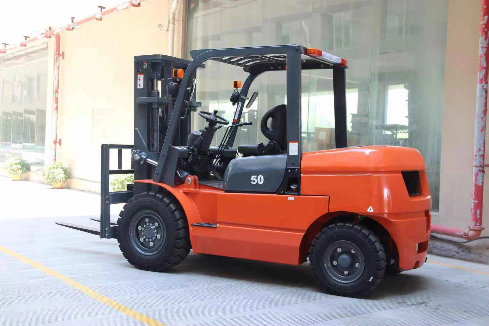 4 Ton Hot Sale Diesel Forklift High quality/High cost performance  3 Meters Lifting Height 4 Wheels Diesel Fork Lift