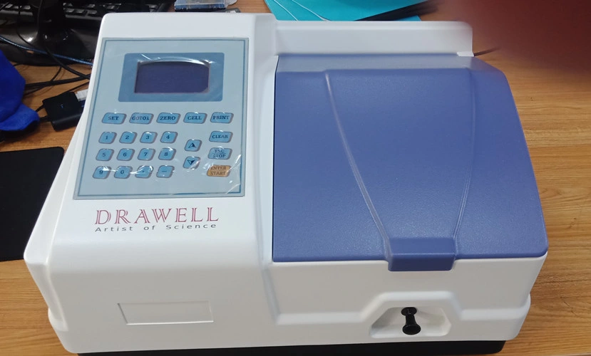 شاشة LCD ذات شعاع منقسم فوق بنفسجي/Vis spectrophotometer تعمل بأشعة فوق البنفسجية