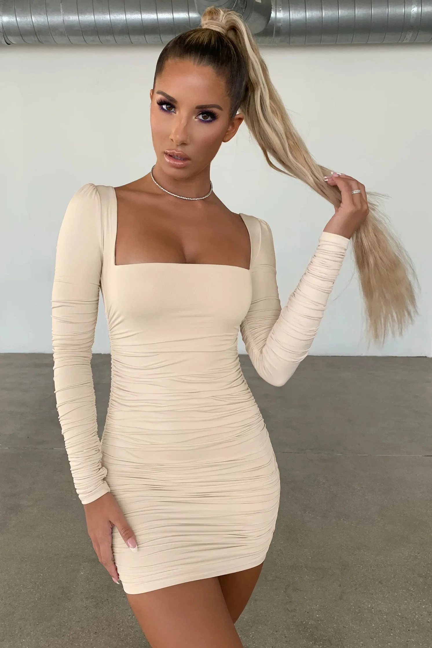 2022 Hot Sale Bodycon Long Sleeve Mini Dress in Oyster White Wholesal