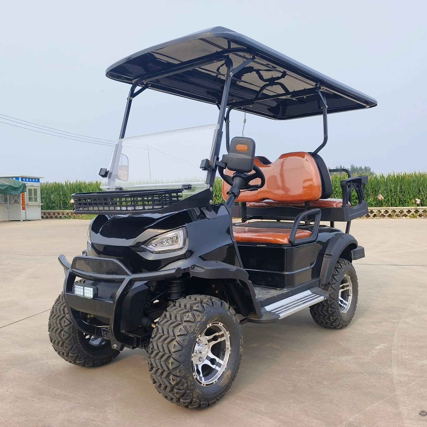 Durable 4 Seater Electric Hunting Lifted Golf Carts for Hospital