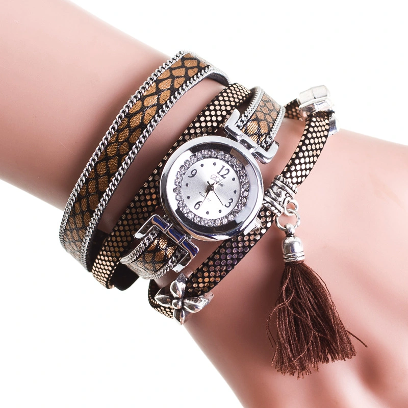 Femmes analogique Quartz poignet montres femmes Tassel bracelet montre Multi Bracelet à couches montre idée cadeau Esg13639