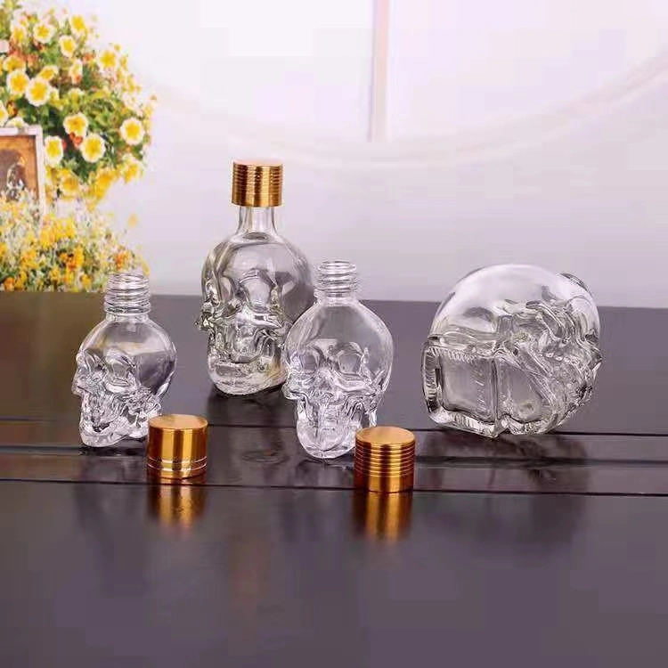 Xuzhou Wholesale/Supplier 15ml 30ml 50ml 100ml Mini bouteilles de vin Skull Avec couvercle Mini-bouteilles d'alcool