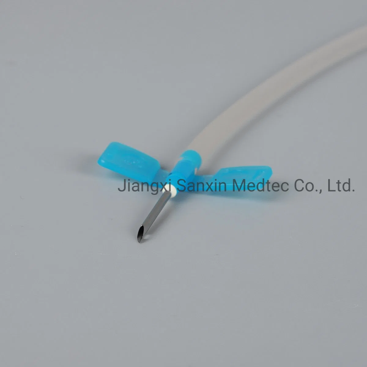 Medical AV Fistula Needle with Rotatable Wing