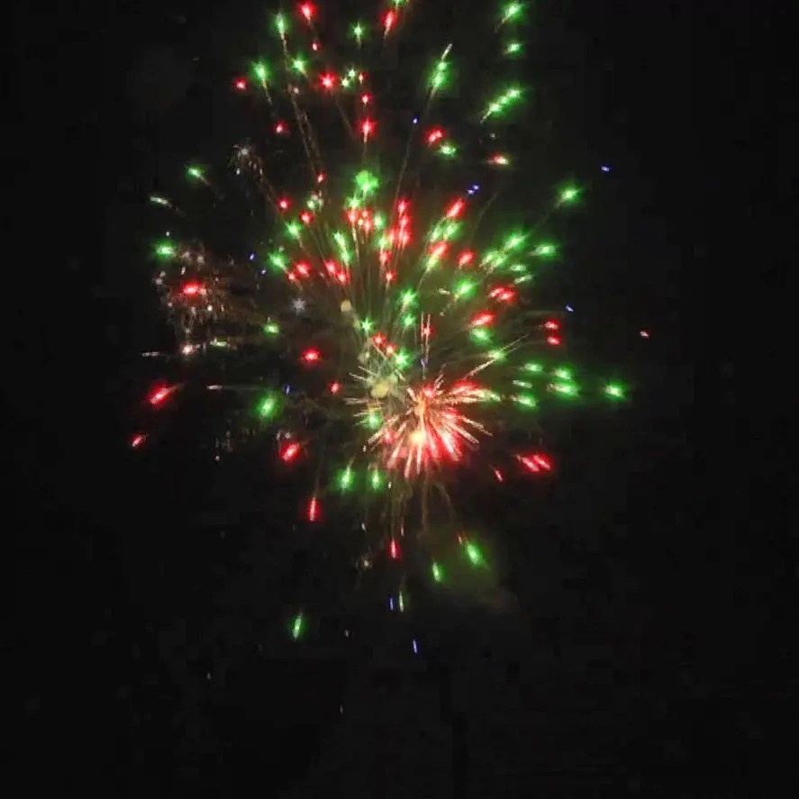 Liuyang pyrotechnique personnalisé 228 coups nouvel an Chinois Classique d'extérieur Gâteau feux d'artifice feu d'artifice Fontaine flamme froide feux d'artifice professionnel