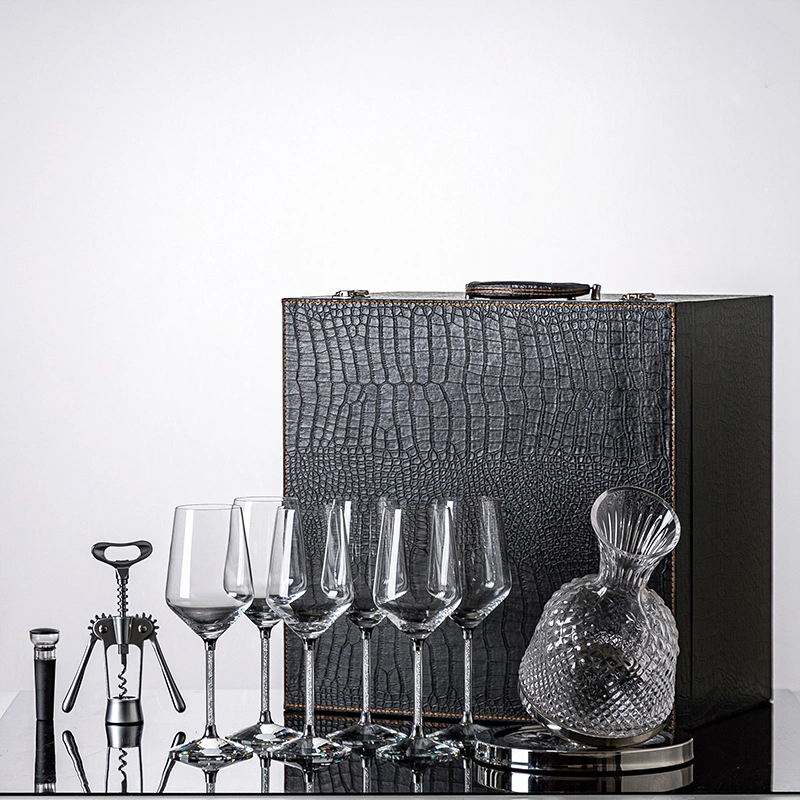 Caixa de oferta segura caixa de cores recipiente rotativo rápido Creative Crystal Conjunto de decantadores de vinho Gyro Red Wine DiDiamond Cut