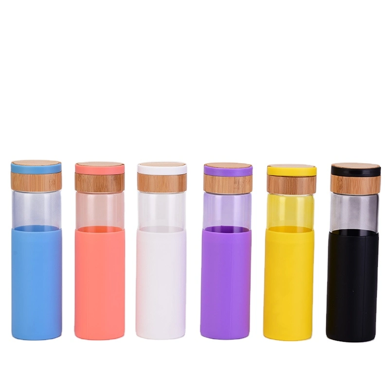 Wholesale Portable Cup 500ml Reusable Glass Water Bottle with Protective Colored Silicon Sleeve Cup Bamboo Lid Sport Drink Cup