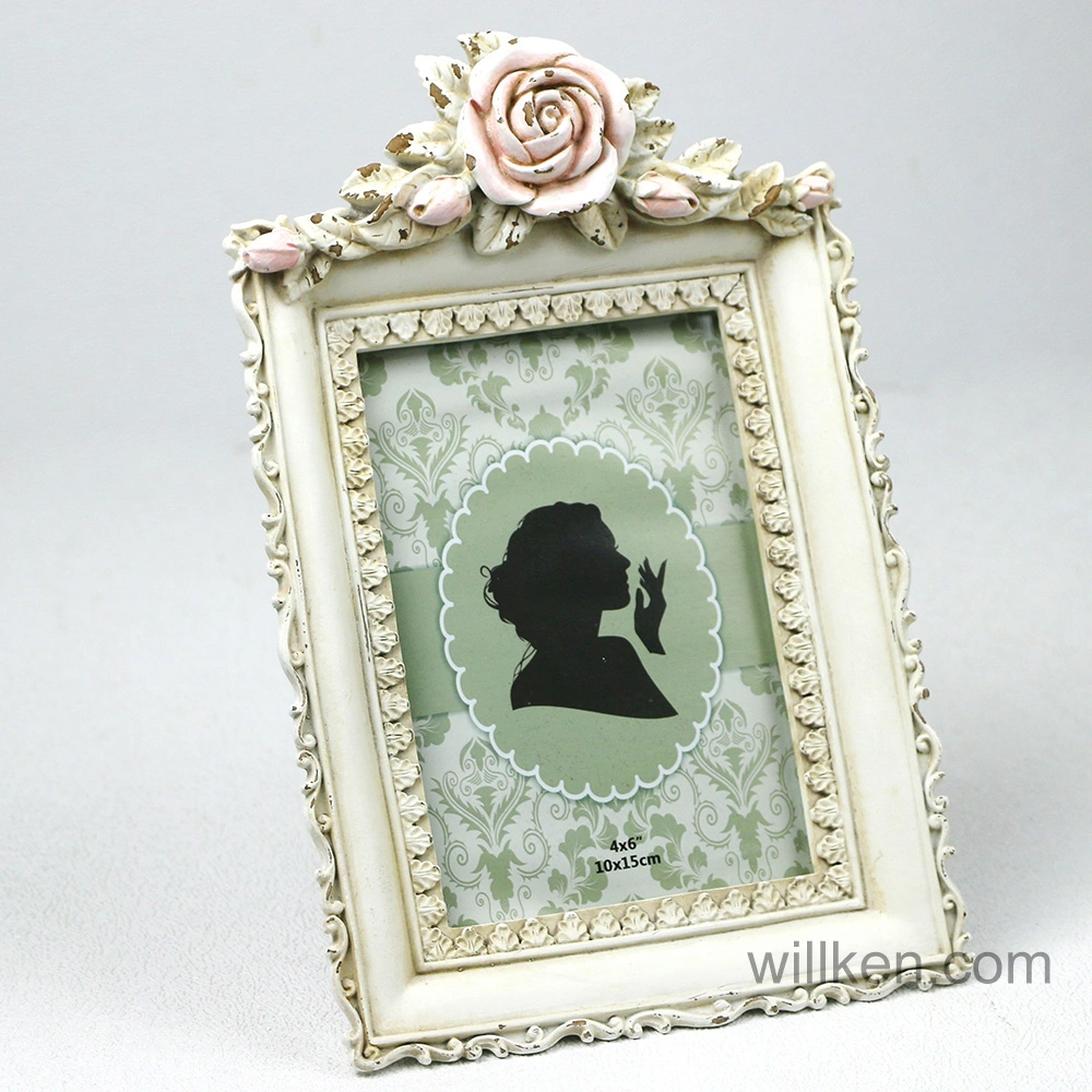 Olivery Victorian Inspired Antique Gold Flower Photo Frame