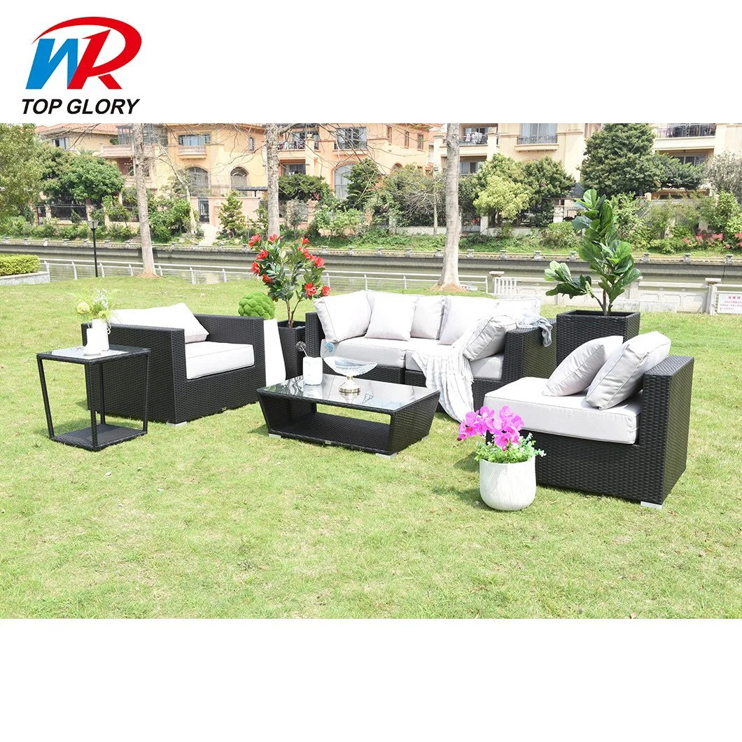 China Luxus Modernes Design Garten Sofa Set Eisen Rattan Outdoor Möbel