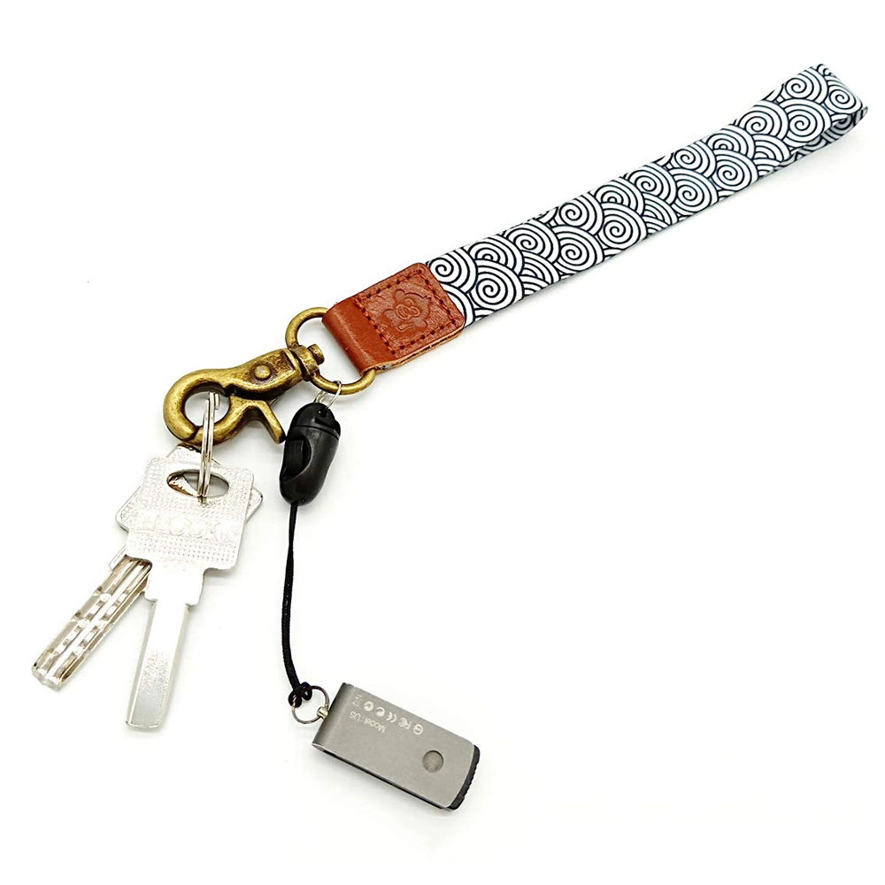 Personalized Promotion Custom Logo Polyester Woven Metal Leather Label Key Ring Customized Embroidered Patch Key Tag Strap Fabric Embroidery Keychain