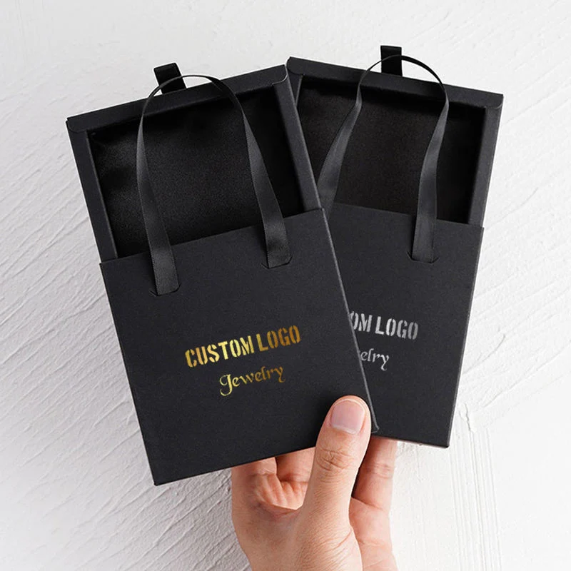 O logotipo personalizado jóias de papelão Dom Bag Colar Caixa de Desenho de Caixa de papel da gaveta deslizante do pacote com espuma preta para embalagem de jóias