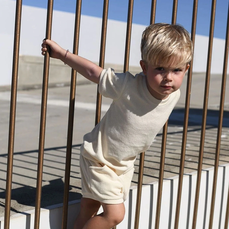 Conjunto de toallas de rizo para niños Conjunto de ropa de toalla de rizo Conjunto de toalla de tela para bebé Conjunto de camiseta y pantalones cortos de algodón orgánico