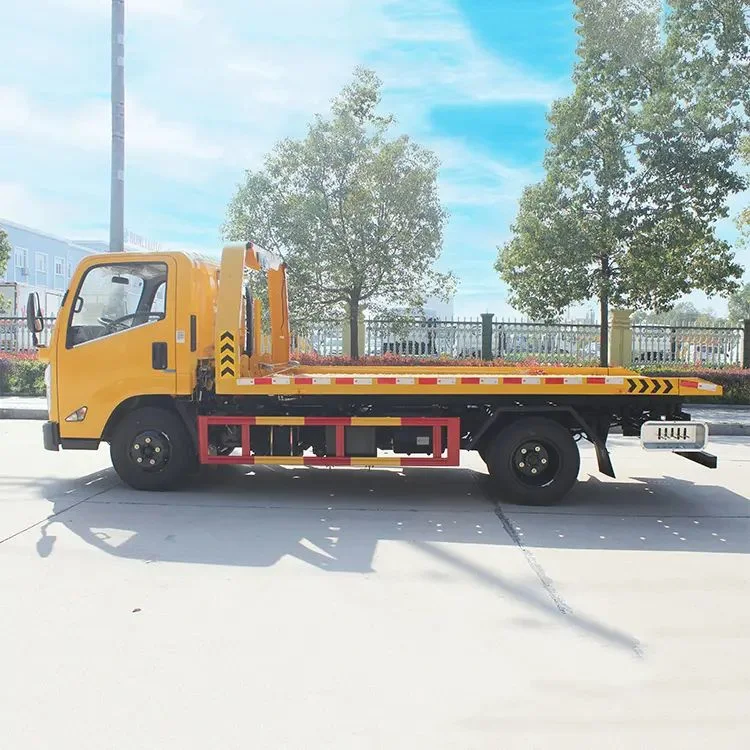 Japan 4X2 Flat Bed Wrecker Tow Truck Flatbed Platform Recovery 5ton Towing Truck for Sale