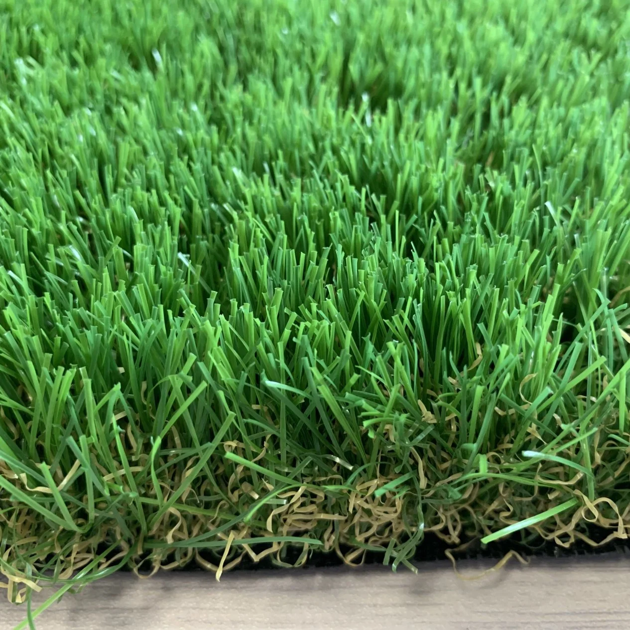 سطح اصطناعي سطحي اصطناعي من نوع Landscape سطحي اصطناعي 4 درجات ألوان 45 مم سطح مزيف للديكور المنزلى