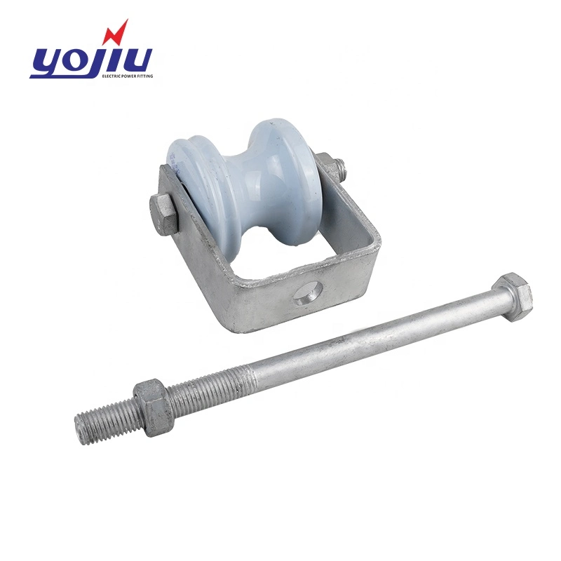 Hot DIP Electric Pole Galvanized Overhead Line Fitting Insulated D Iron Bracket