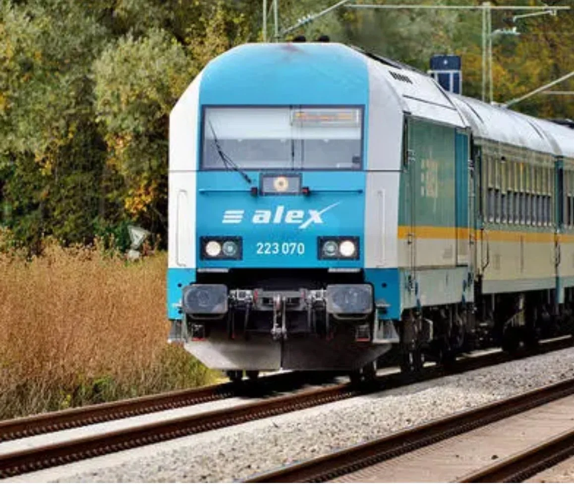 Cheapest Rate Railway Train Freight Forwarder Train Shipping Cargo Service China to Russia Europe