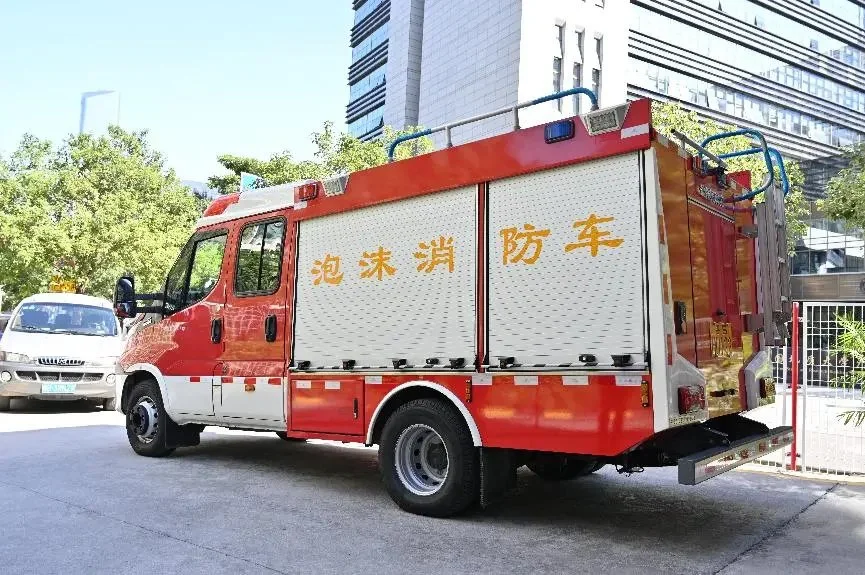 Feu d'urgence de la commande de la commande d'incendie de véhicule de communication du véhicule