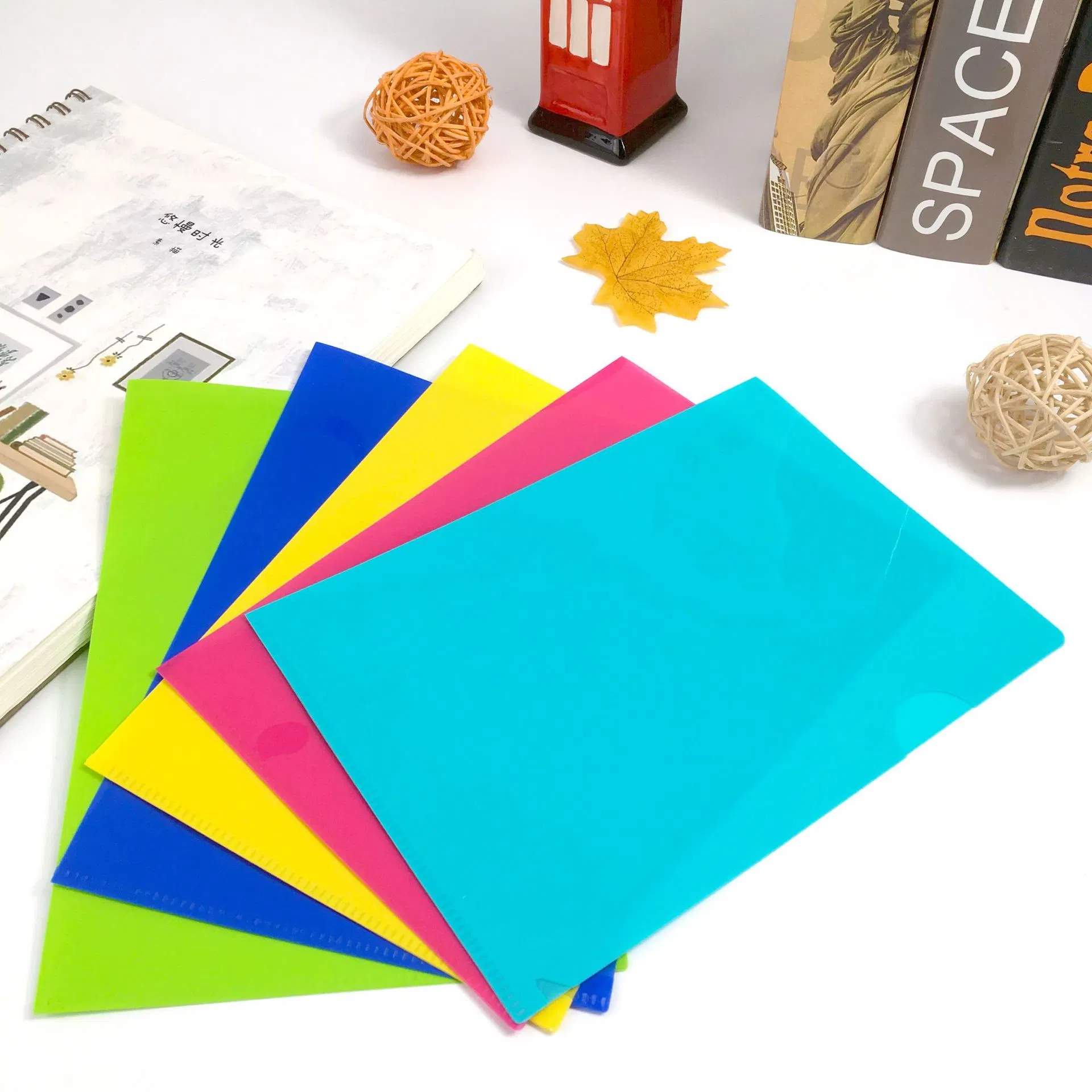 Translucent 0.2 mm Thickness L Shaped A4 Rich Color Heavy PP File Folder Pocket