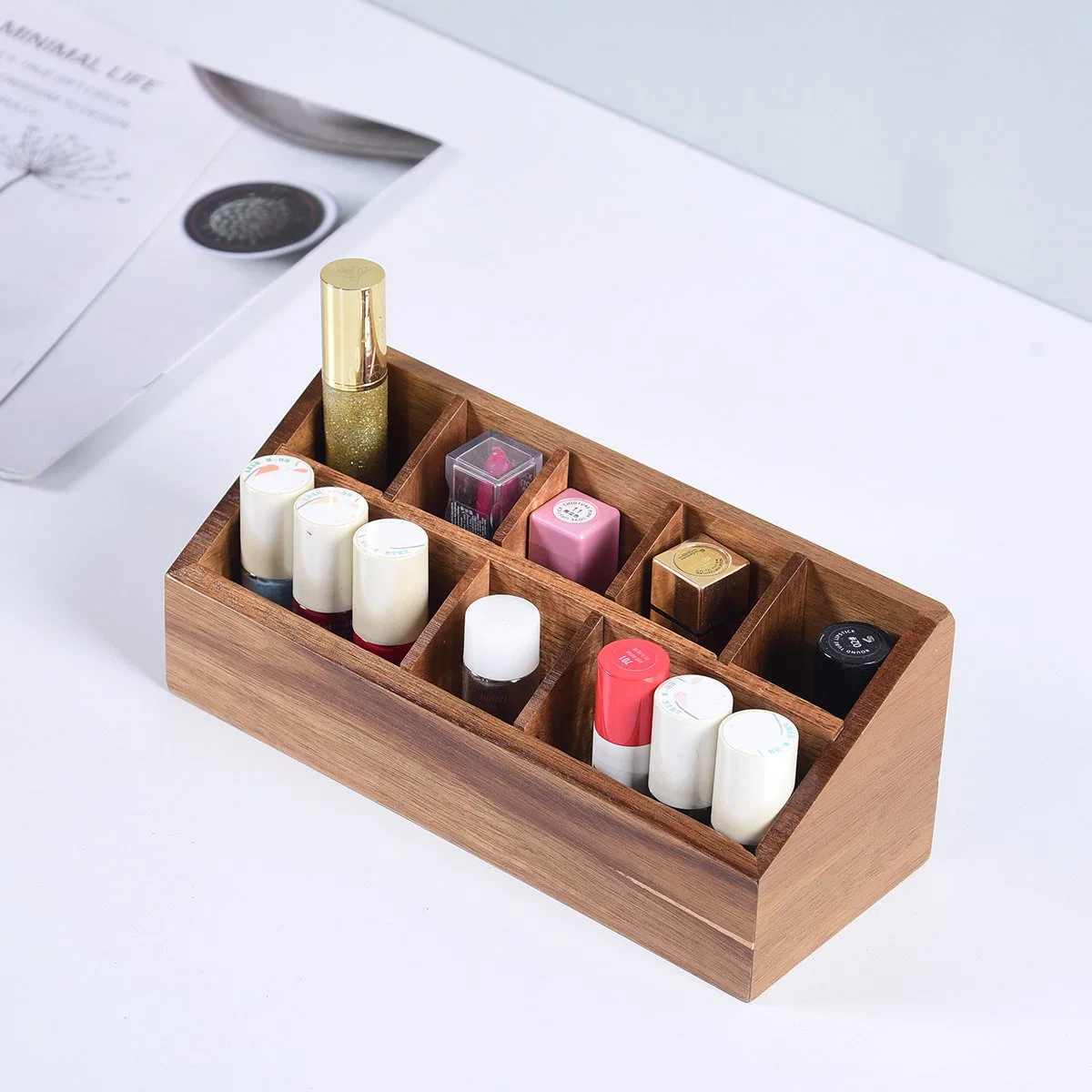 Multifuncional Bamboo Cosmetic Organizer Caja de maquillaje de madera con 8 compartimentos de almacenamiento.