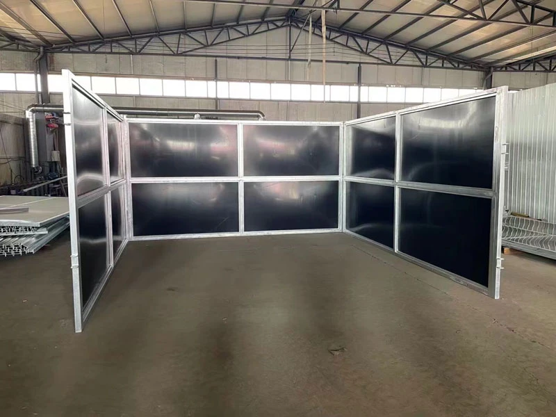 China Supplier Portable Horse Stables Side Panels with Gates