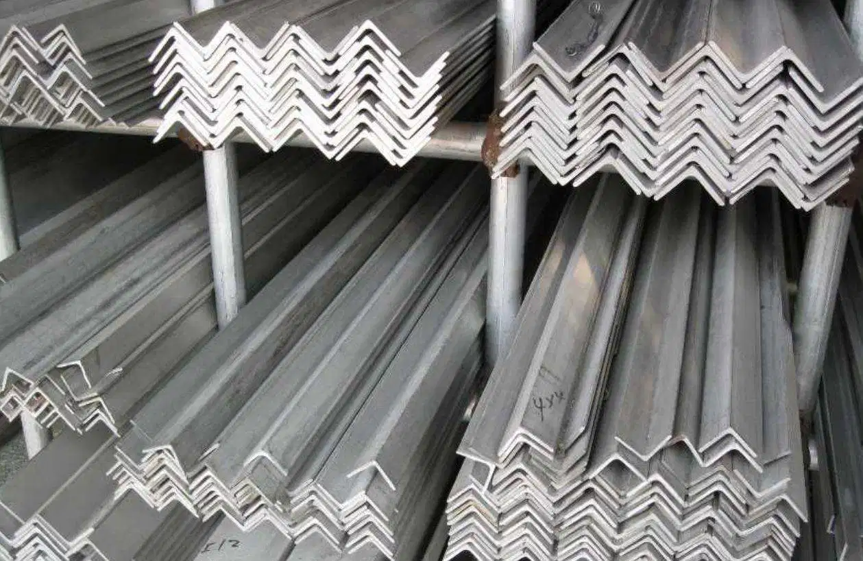 Factory Direct Salling Stainless Steel Angle Steel Grade 321 310S 304 316L