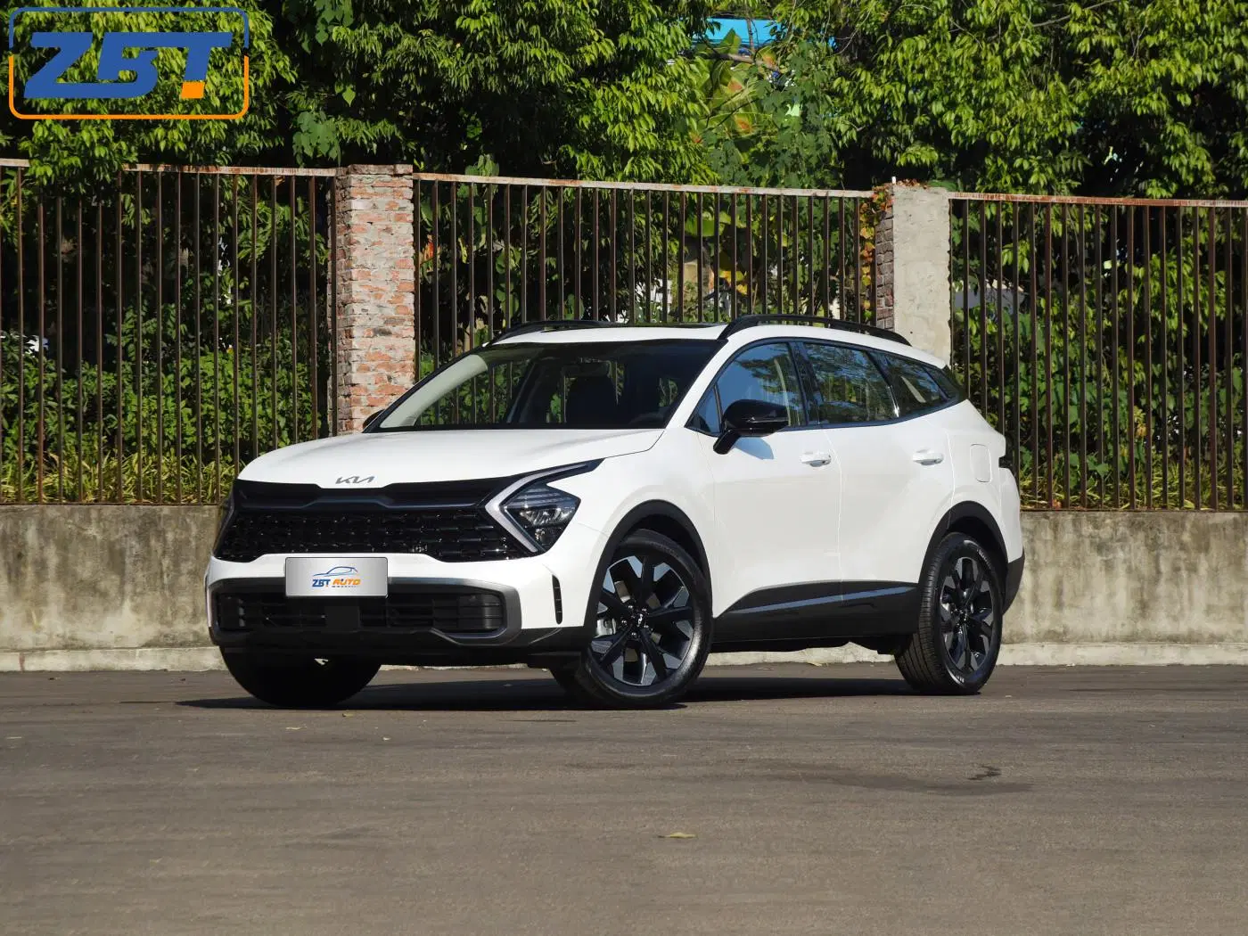 Vus intermédiaire essence KIA Sportage 2.0t conduite à gauche 5 Sièges voitures hybrides essence d'occasion de tourisme