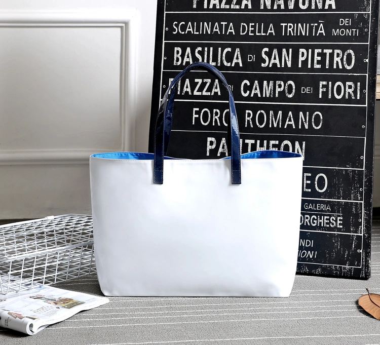 Cuero de PVC de documentos de color blanco medio grande y azul personalizado Bolsa de mano de compras