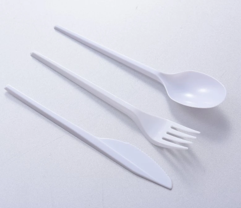 Cheap Restaurant Utensils Plastic Bulk Disposable Plane Cutlery Medium Spoon