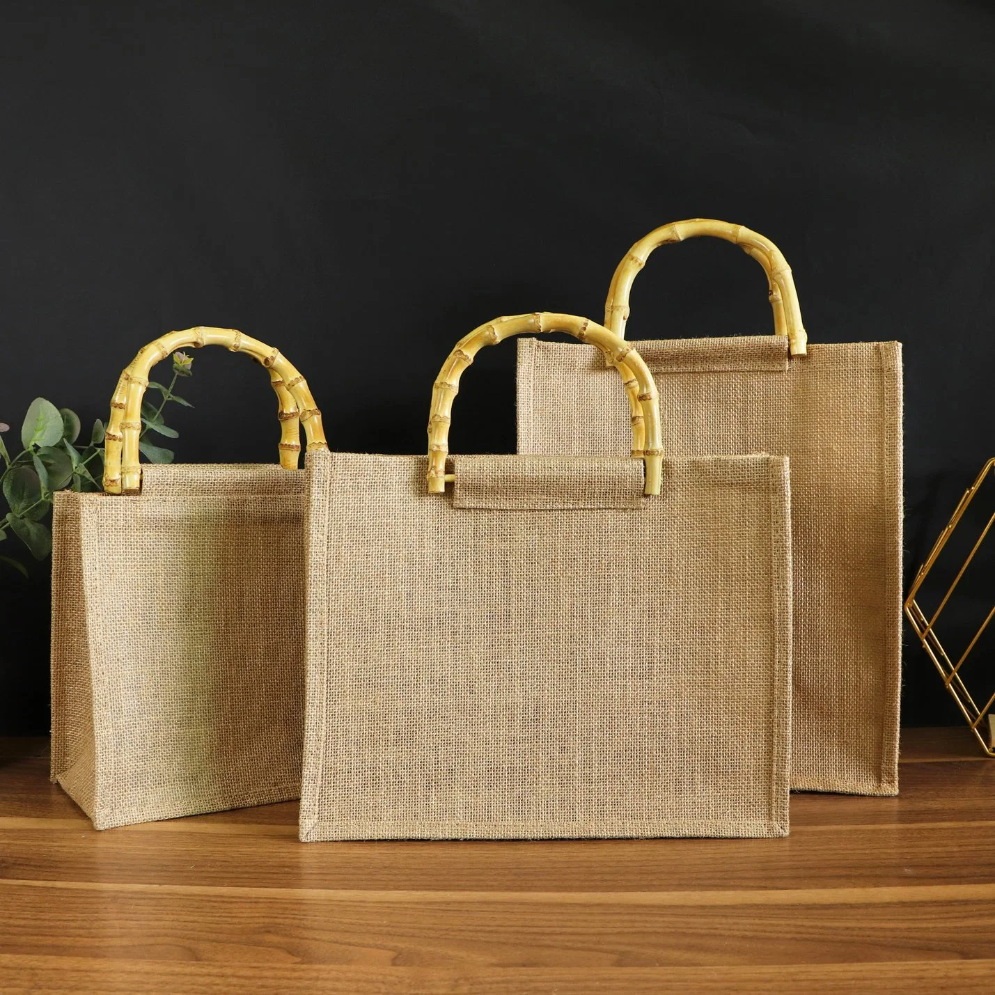 Hot Sale Custom Jute Packaging Bag with Bamboo Handle