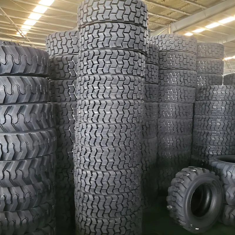 Chine Manufacture Solid Tire for Diesel Forklift, Electric Forklift, Trailer OTR Tire 31*10.5-16