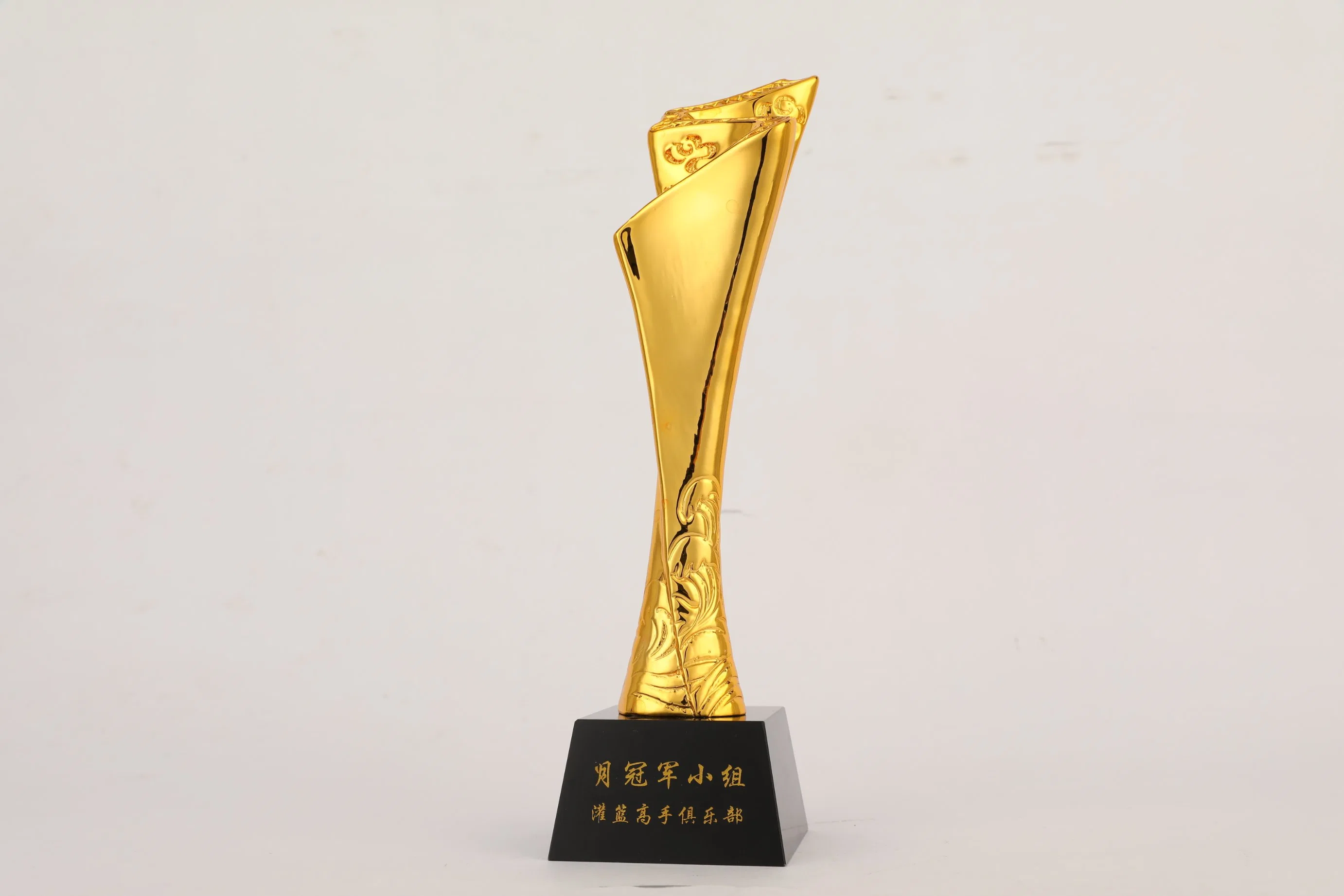 China Cristal Personalizada de Fábrica liga de zinco metálico de metal para troféus de desporto