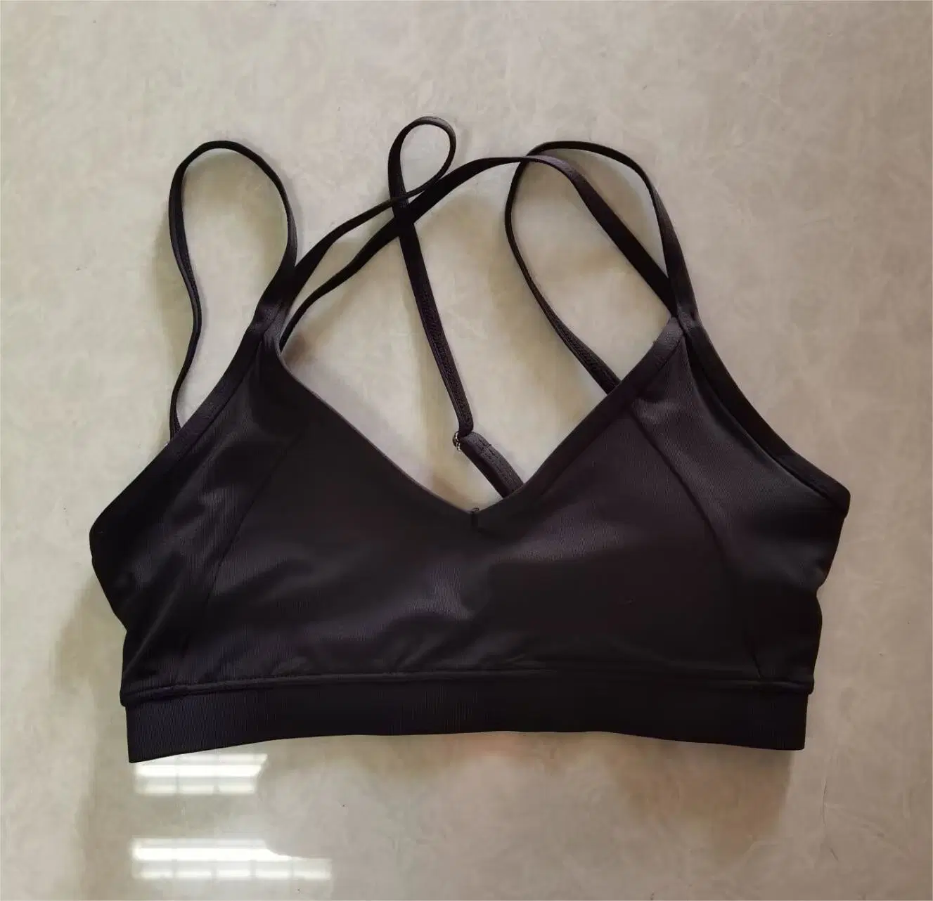 OEM Gym Clothing Yoga Wear Black Tops Sports Bra for Woman