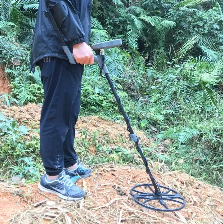 Alta Estação de Metro sensível à prova de equipamentos de segurança do Detector de Metal Detector de prata dourada com LCD