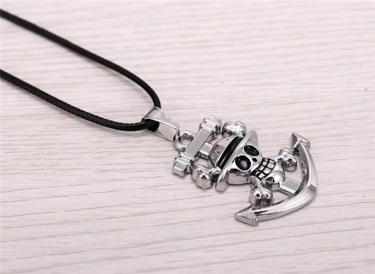 Wholesale/Supplier Stainless Steel Pendant Japan Fashion Anime One Piece Skull Custom Logo Shaped Enamel Filled Ruby Slots Home Envelopes 925 Necklace