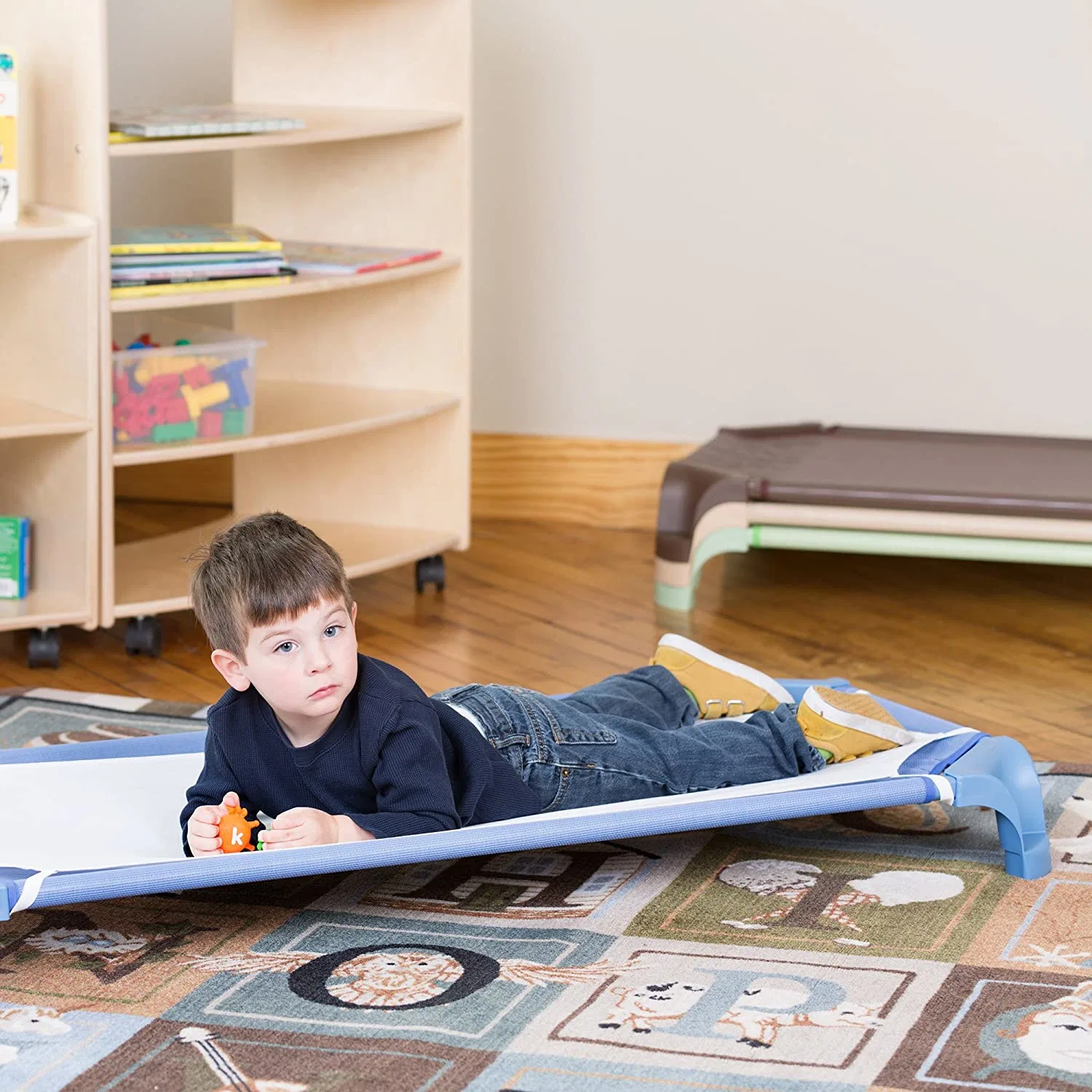 ZNZ Holzmöbel Betten für Kindergarten Kindertagesstätte Betten Stapelbare Kinderbett