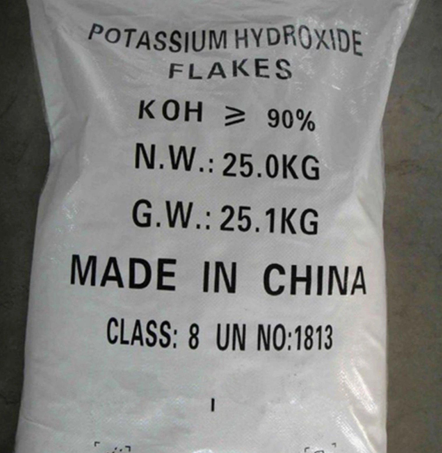 Copos blancos de alta calidad hidróxido de potasio KOH-90%/95% costras de potasio cáusticas Hidróxido de potasio