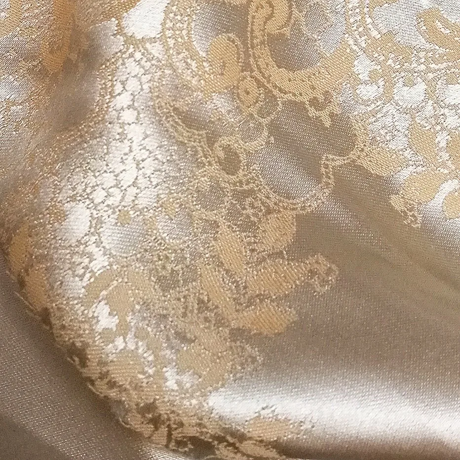 100% Silk Satin Jacquard Sheeting Fabric for bedding Use