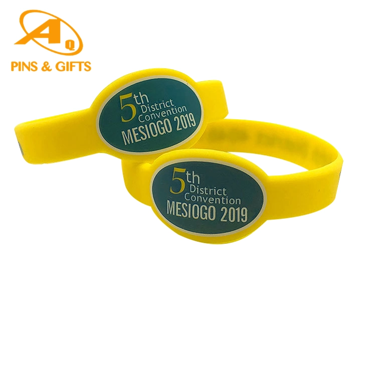 Ecofriendly Goods Hand Embossed Silicon Printing Rubber with Custom Logo Promotional Gift Silicone Bracelet