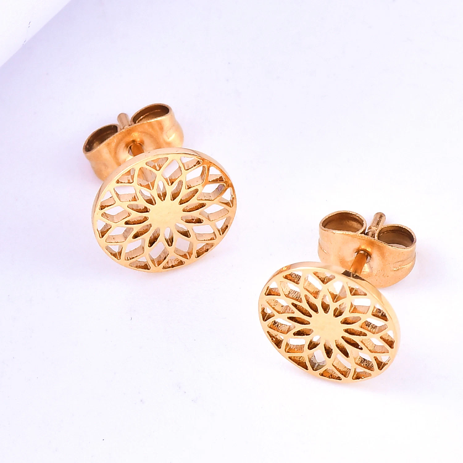 Moda de Acero Inoxidable chapado en oro señora pendientes para el diseño de joyas