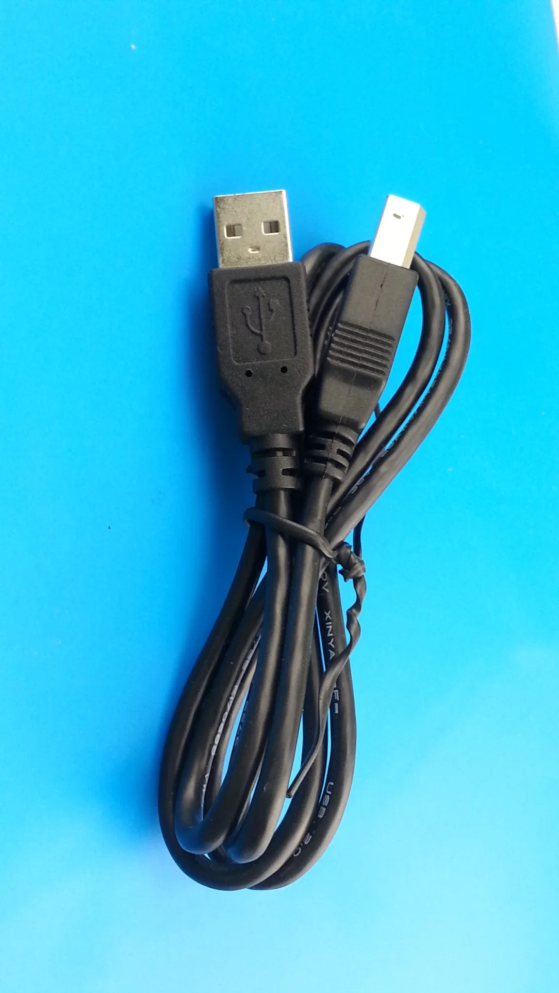 كابل USB مخصص لكبل بيانات USB عالي الجودة من المصنع الموصل