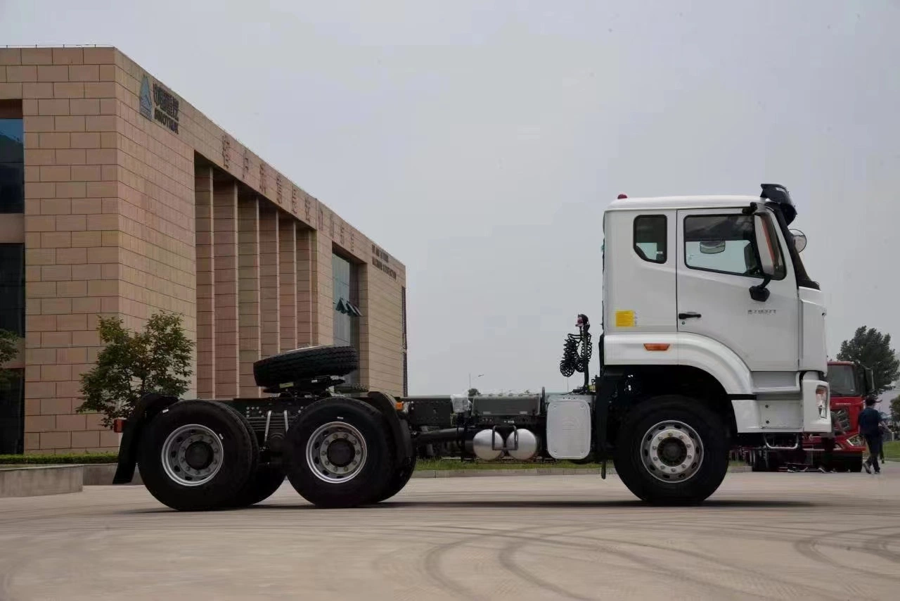 Sinotruk 6X4 Motor Diesel de 420 CV HOWO Tractor usado tráiler de la cabeza de la carretilla elevadora