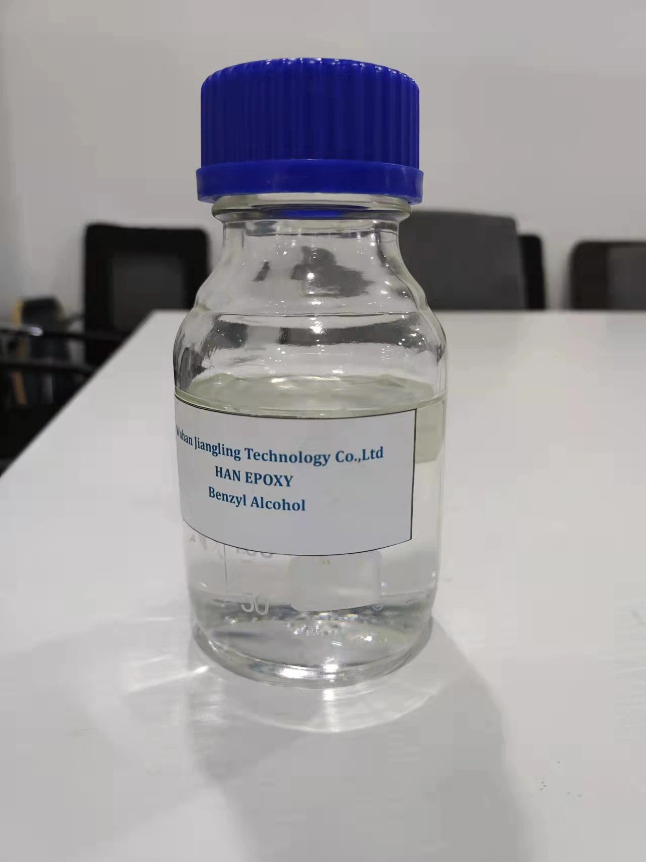 Factory Price Perfume Grade Benzyl Alcohol for Medicine, Flavor, Fragrance and High Level Chemical Industry