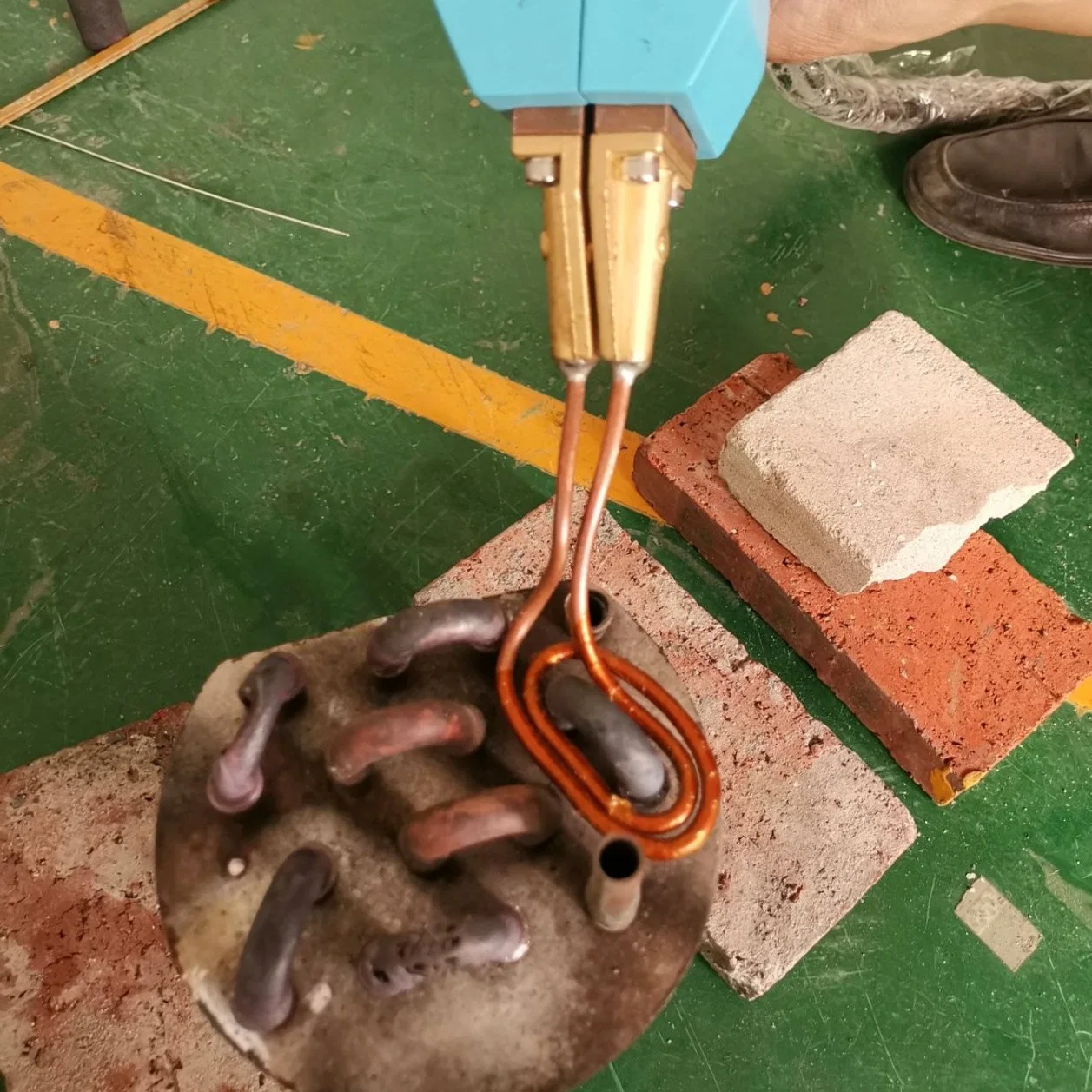 Induction Heater Hand-Hold for Moving Heating Brazing Welding, Preheating High Frequency Machine